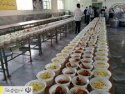 طبخ و توزیع ۵ میلیون پرس غذای گرم در مناطق محروم کشور توسط ستاد اجرایی فرمان امام