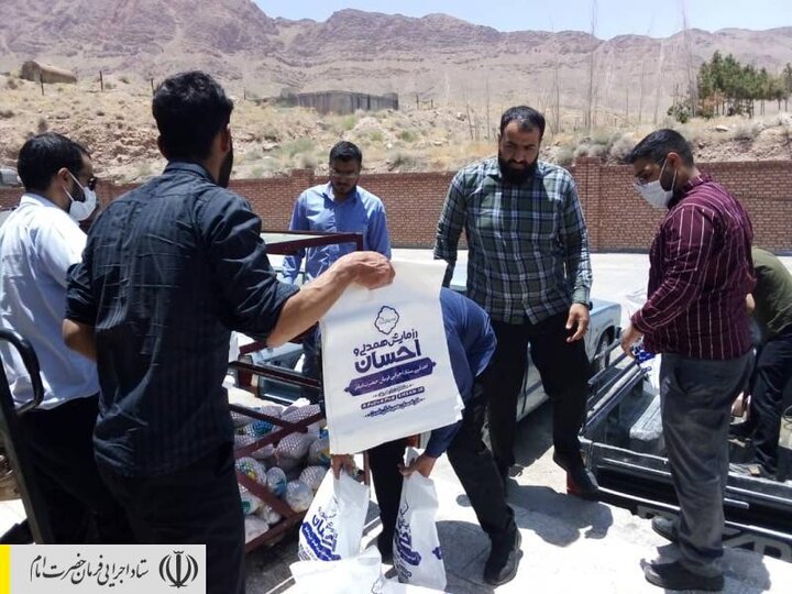 توزیع بسته‌های پروتینی رزمایش همدلی و احسان در کرمان