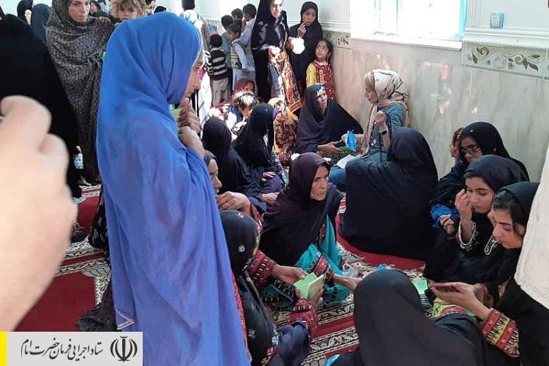 ویزیت رایگان بیماران و توزیع مواد غذایی توسط ستاد اجرایی فرمان امام در روستاهای سیل‌زده سیستان و بلوچستان