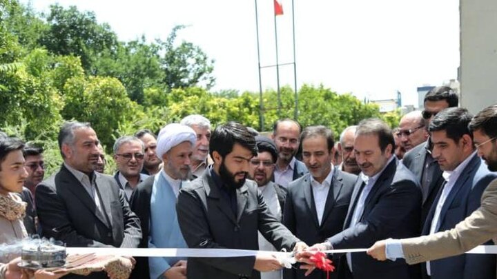 اهدای ۱۰۰۰ بسته لوازم خانگی به سیل‌زدگان شیرازی