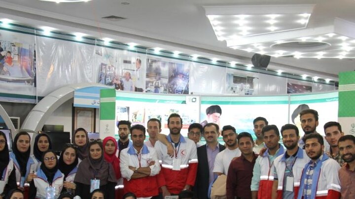 بازدید مدیران مراکز شتابدهنده هلال احمر سراسر کشور از نمایشگاه دستاوردهای ستاد اجرایی فرمان حضرت امام(ره)