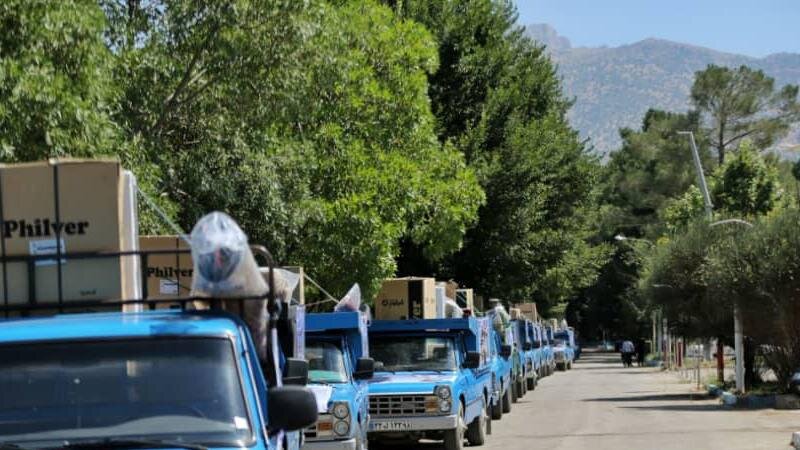 اهدای ۴۰۰ بسته لوازم خانگی به سیل‌زدگان ایلام توسط ستاد اجرایی فرمان امام