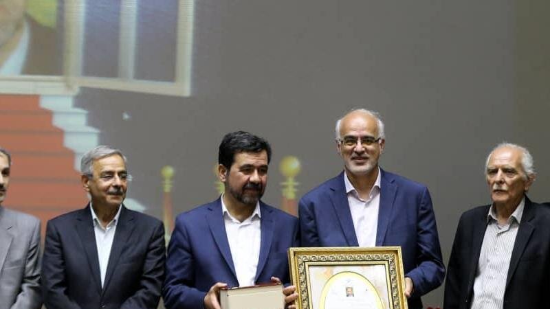 تقدیر از حمید واعظی به عنوان مدیر پیشکسوت عرصه روابط عمومی در ایران