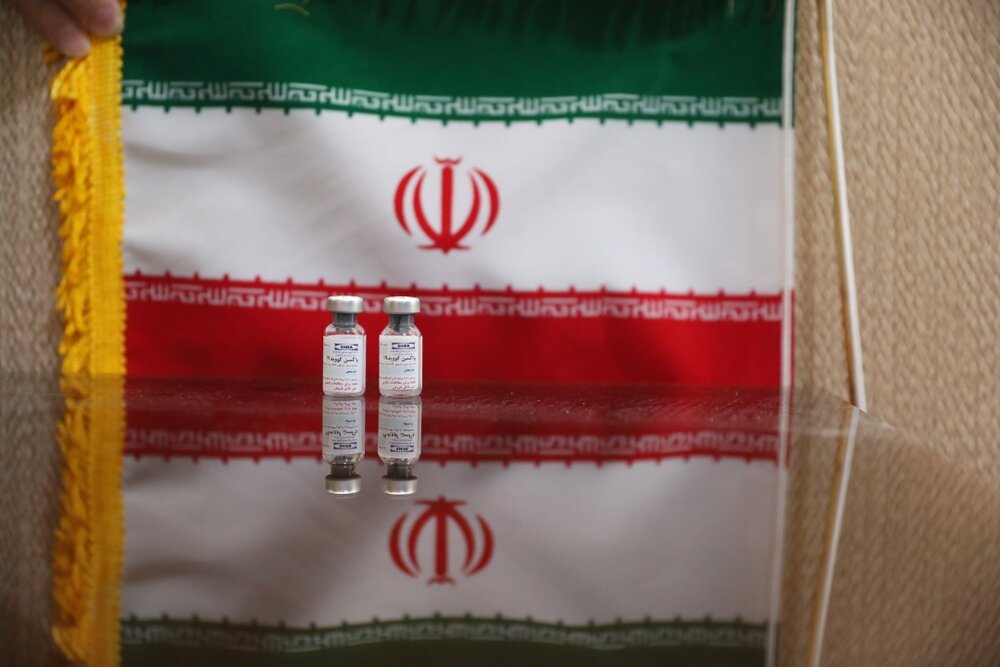 حال خوش واکسن ایرانی کرونا در خبر ۲۲
