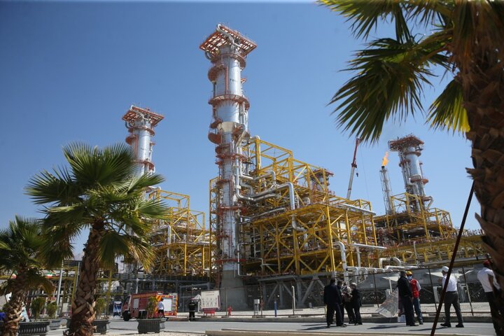 افتتاح ابر پروژه ستاد اجرایی فرمان امام برای استحصال گاز اتان و درآمد سالیانه 1 میلیارد دلار و جداسازی آلاینده ها از گاز خانگی