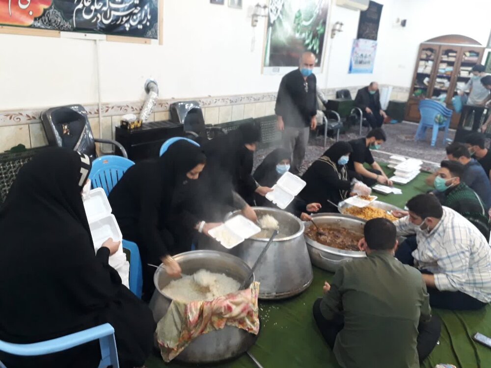 طبخ و توزیع بیش از 3000 پرس غذای گرم در شهرستان کردکوی
