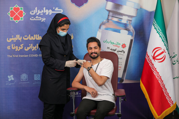 مصطفی راغب (خواننده) در تزریق واکسن کوو ایران برکت ، فاز 3 مطالعات بالینی
