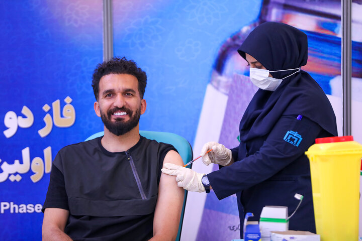 محمد نوری (فوتبالیست) در تزریق واکسن کوو ایران برکت ، فاز 3 مطالعات بالینی
