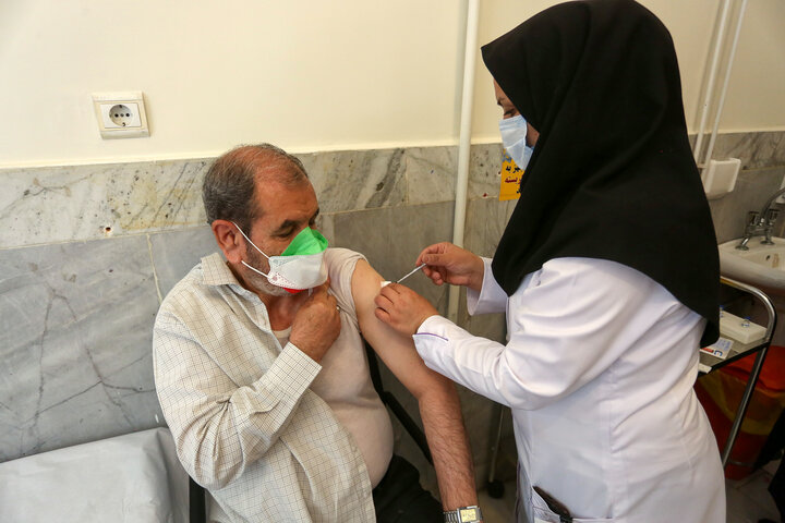 فاز سوم مطالعات بالینی واکسن کووایران برکت | پایگاه اصفهان