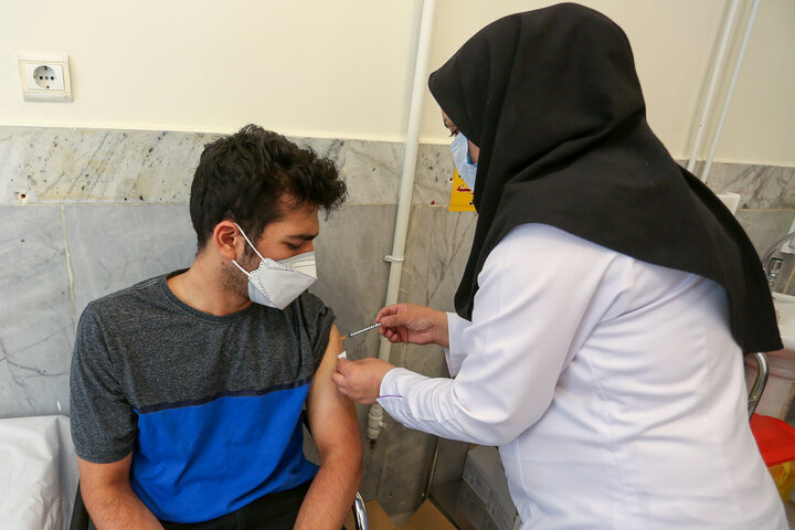 فاز سوم مطالعات بالینی واکسن کووایران برکت | پایگاه اصفهان