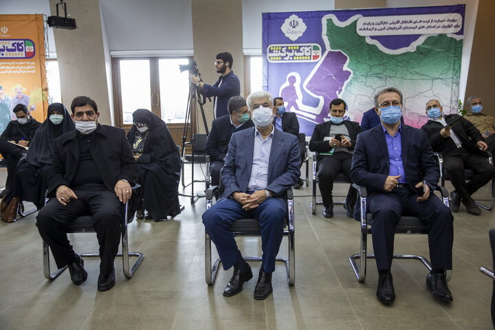 بازدید اعضای کمیسیون بهداشت مجلس شورای اسلامی از نمایشگاه دائمی دستاورد های ستاد اجرایی