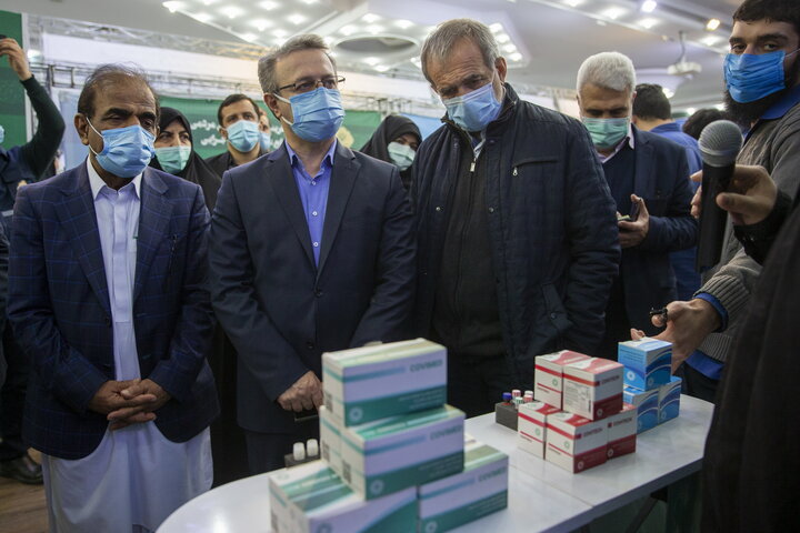 بازدید اعضای کمیسیون بهداشت مجلس شورای اسلامی از نمایشگاه دائمی دستاورد های ستاد اجرایی