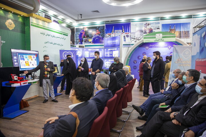 بازدید اعضای کمیسیون بهداشت مجلس شورای اسلامی از نمایشگاه دائمی دستاورد های ستاد اجرایی