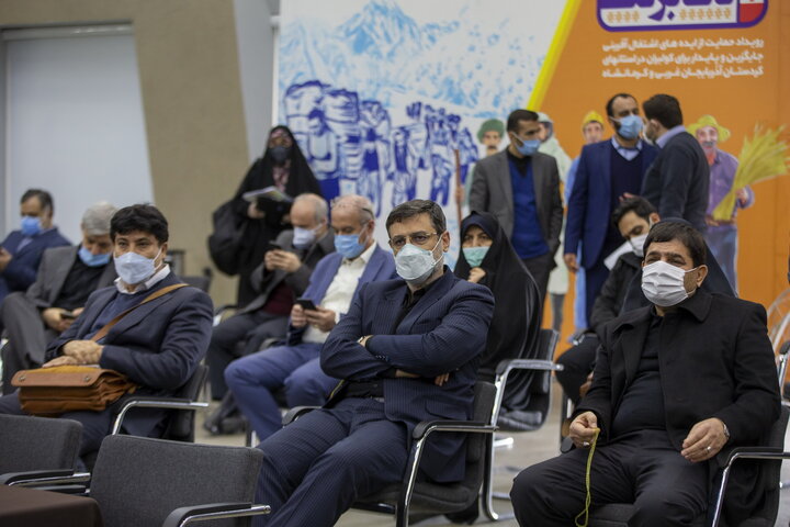 بازدید اعضای کمیسیون بهداشت مجلس شورای اسلامی از نمایشگاه دائمی دستاورد های ستاد اجرایی