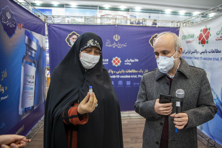 بازدید اعضای کمیسیون بهداشت مجلس شورای اسلامی از نمایشگاه دائمی دستاورد های ستاد اجرایی