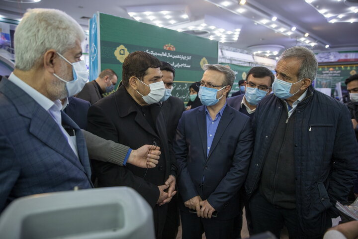 بازدید اعضای کمیسیون بهداشت مجلس شورای اسلامی از نمایشگاه دائمی دستاورد های ستاد اجرایی