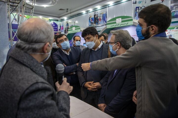 بازدید اعضای کمیسیون بهداشت مجلس شورای اسلامی از نمایشگاه دائمی دستاورد های ستاد اجرایی