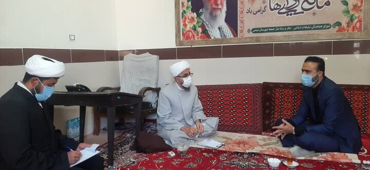 دیدار مدیر کل ستاد اجرایی فرمان امام(ره) استان سمنان با نماینده ولی فقیه در شهرستان میامی