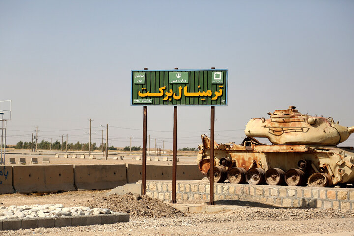 بهره‌برداری از پایانه برکت و خط ۱۵ کیلومتری انتقال آب با هدف خدمت‌رسانی به زوار اربعین توسط ستاد اجرایی فرمان امام