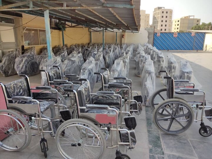 برگزاری رزمایش مثبت حرکت با اهداء تعداد ۱۰۰ دستگاه ویلچر به معلولین در استان هرمزگان