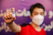 فراخوان ثبت‌نام از داوطلبان نوجوان برای حضور در کارآزمایی بالینی نخستین واکسن ایرانی کرونا/ ۱۲ تا ۱۸ ساله‌ها با ۴۰۳۰ تماس بگیرند