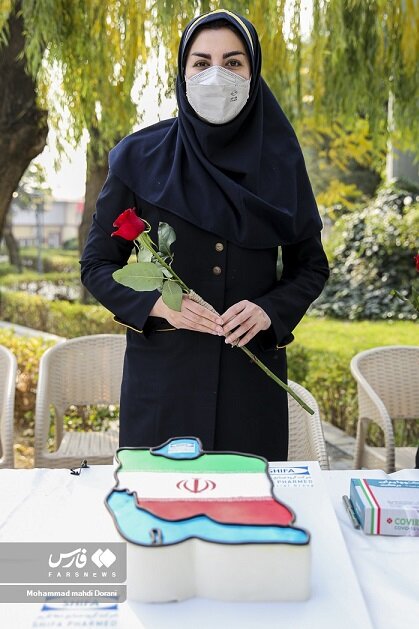 اولین واکسن ایرانی کرونا با این پرستار به دنیا معرفی شد/ پیدا کردن فایزر در ایران!