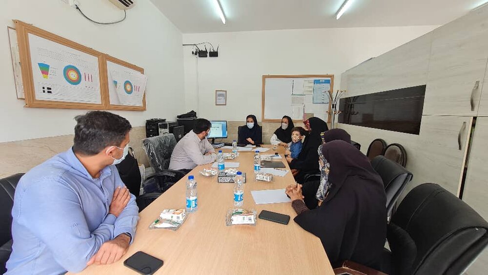 برگزاری جلسه هم اندیشی خانه احسان چغادک استان بوشهر با مسئولین مرکز بهداشت 