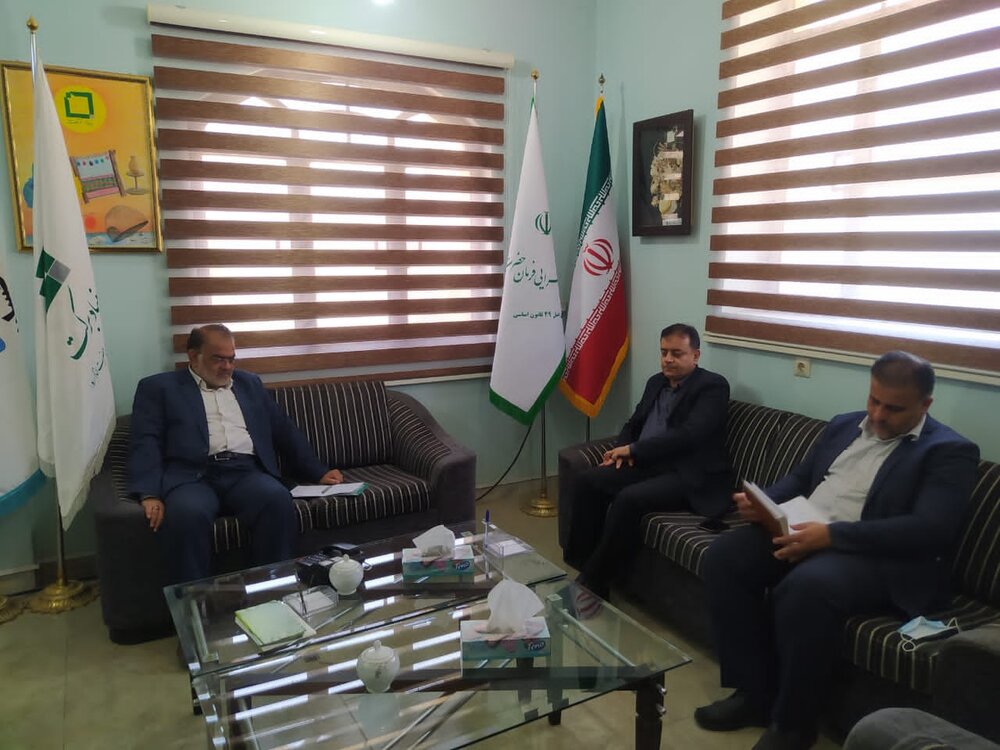جلسه با شهردار بوشهر در محل اداره کل ستاد اجرایی فرمان امام ره
