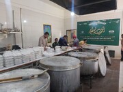 ۴۰ هزار پرس غذای گرم در روز عید غدیر پخت و بین نیازمندان استان کهگیلویه و بویراحمد توزیع شد.