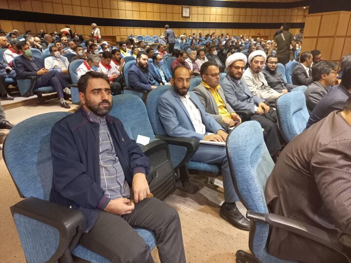 حضور مدیران خانه های احسان استان سمنان در همایش توانمندسازی ۲۰۲۰ محله کم برخوردار