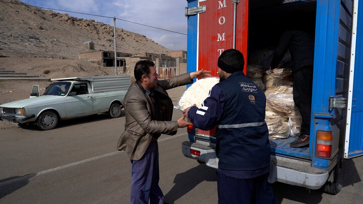 امدادرسانی بنیاد احسان به زلزله زدگان شهرستان خوی