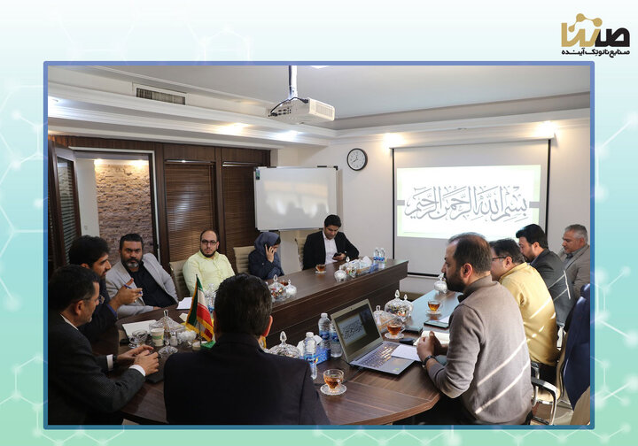 جلسه مدیران هلدینگ صنایع نانو تک آینده(صنتا) با مدیران مالی جهت هماهنگی و هم افزایی شرکت‌های زیرمجموعه