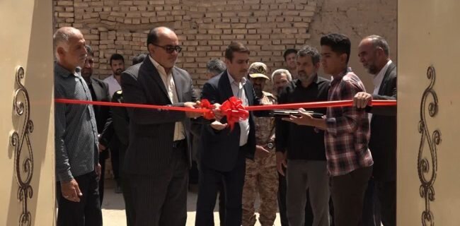 افتتاح نهمین خانه احسان مزیّن به خانه شهدا در شهرستان بافق