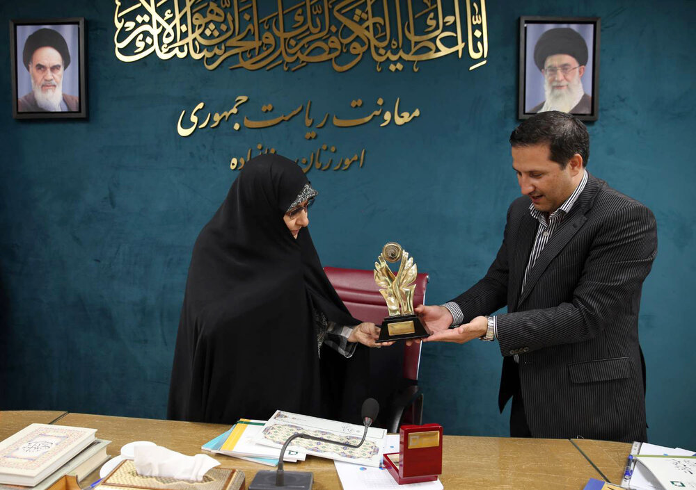 ایجاد 150 طرح اشتغالزایی با همکاری معاونت اموز زنان و خانواده ریاستجمهوری در قالب طرح شمسا ایجاد 150 طرح اشتغالزایی با همکاری معاونت اموز زنان و خانواده ریاستجمهوری در قالب طرح شمسا