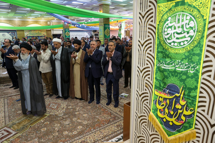 جشن روز عید غدیر در ساختمان ستاد اجرایی فرمان امام
