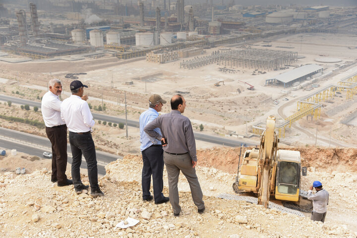 گزارش تصویری بازدید دکتر عبدالهی از پروژه پتروشیمی مهر پترو کیمیا