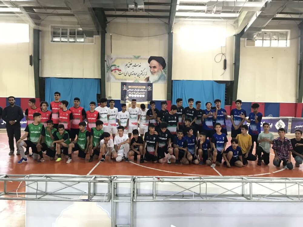 اختتامیه مرحله استانی مسابقات فوتبال خیابانی جام شهدای ۱۵ خرداد استان سمنان اختتامیه مرحله استانی مسابقات فوتبال خیابانی جام شهدای ۱۵ خرداد استان سمنان