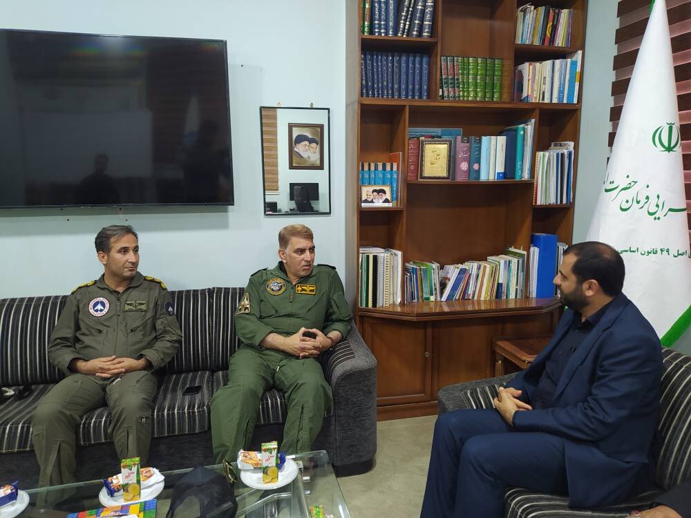 دیدار امیر صدقی فرمانده پایگاه ششم شکاری شهید یاسینی بوشهر با مدیرکل ستاد در استان 