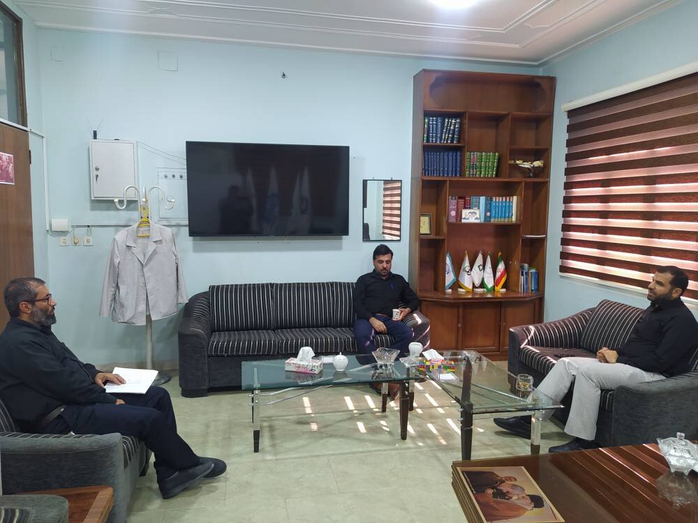 جلسه با رئیس شورای روستای چهارروستایی