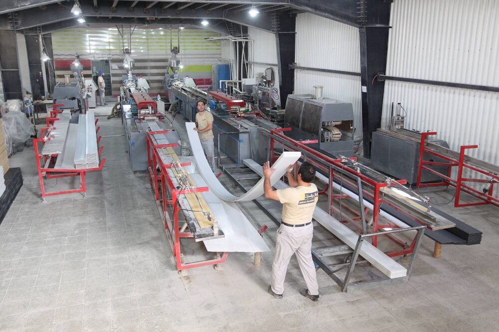 اقدامات بنیاد برکت در حوزه توانمندسازی اقتصادی حمایت از ۱۲۵۰ بنگاه کوچک و متوسط با ایجاد ۲۳۰ هزار فرصت شغلی