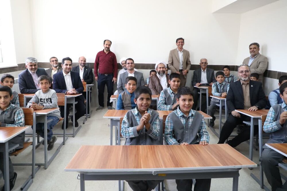 افتتاح مدرسه برکت شهدای معلم در بشرویه