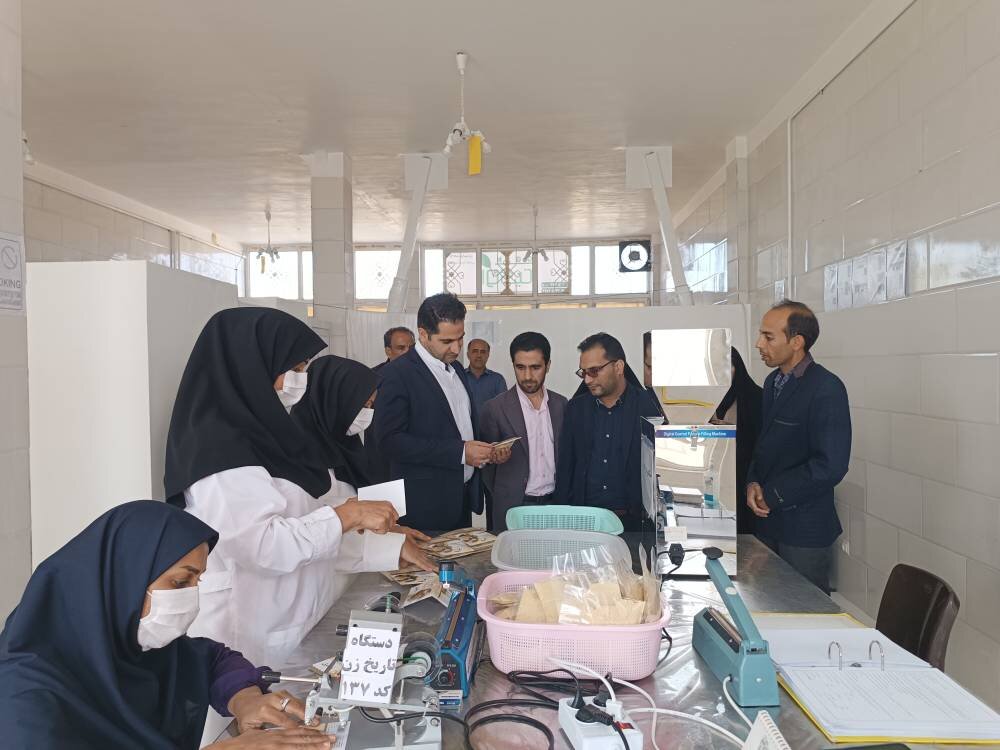 بازدید میدیرکل ستاد اجرایی فرمان امام خراسان جنوبی از طرح های بنیاد برکت در شهرستان فردوس