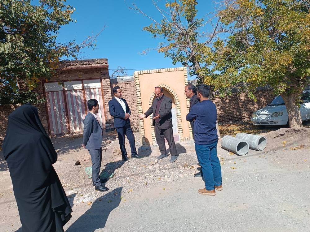 بازدید میدیرکل ستاد اجرایی فرمان امام خراسان جنوبی از طرح های بنیاد برکت در شهرستان فردوس