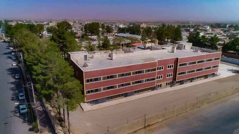 بنیاد 15خرداد بازوی توانمند ستاد اجرایی فرمان حضرت امام در حوزه های عمران اجتماعی ،سلامت اجتماعی جمعیت و خانواده