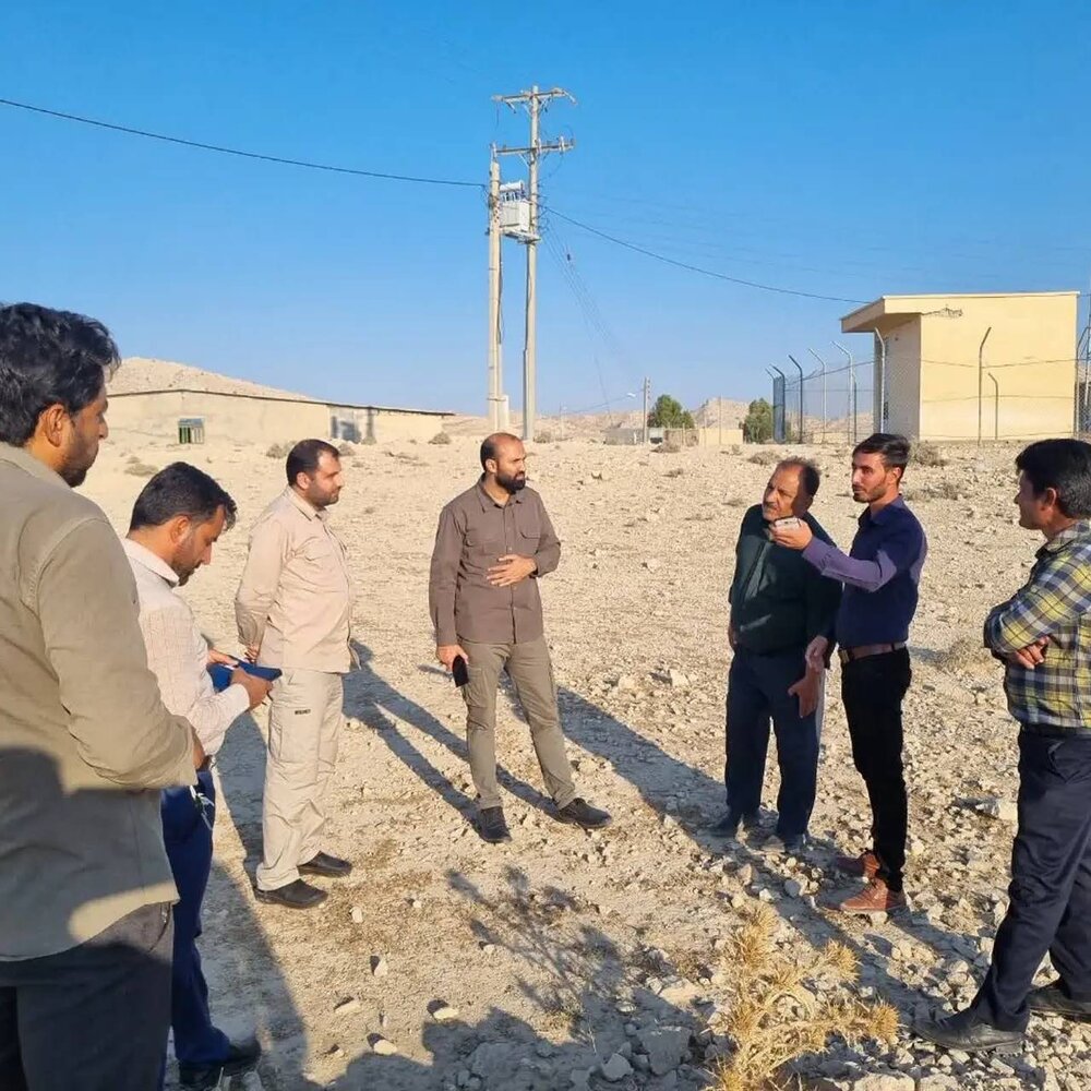 بازدید از طرح نصب آب شرین کن در بخش تنگ ارم