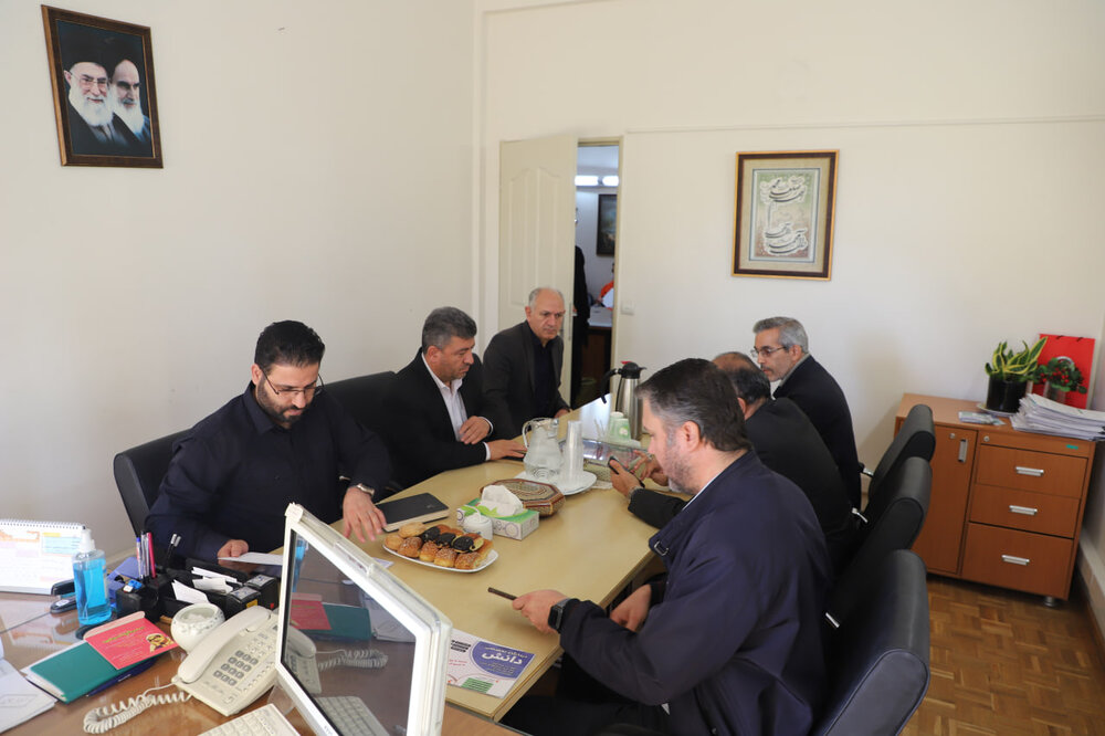 برگزاری طرح جهادی "نهضت طبابت" با ارائه خدمات پزشکی و دندانپزشکی به افراد کم برخوردار