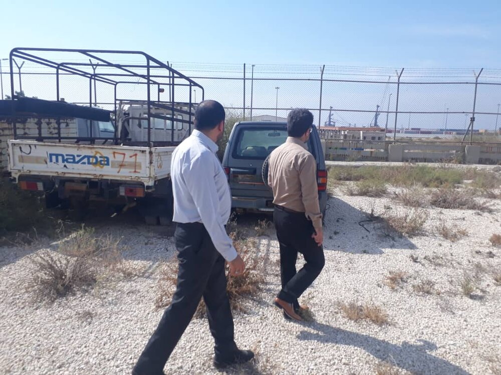 بازدید مدیرکل ستاد استان از بارانداز شماره یک میدان کاکتوس محل نگهداری خودروهای ستاد