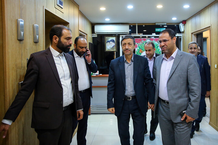دیدار وزیر آموزش و پرورش با رییس ستاد اجرایی فرمان امام