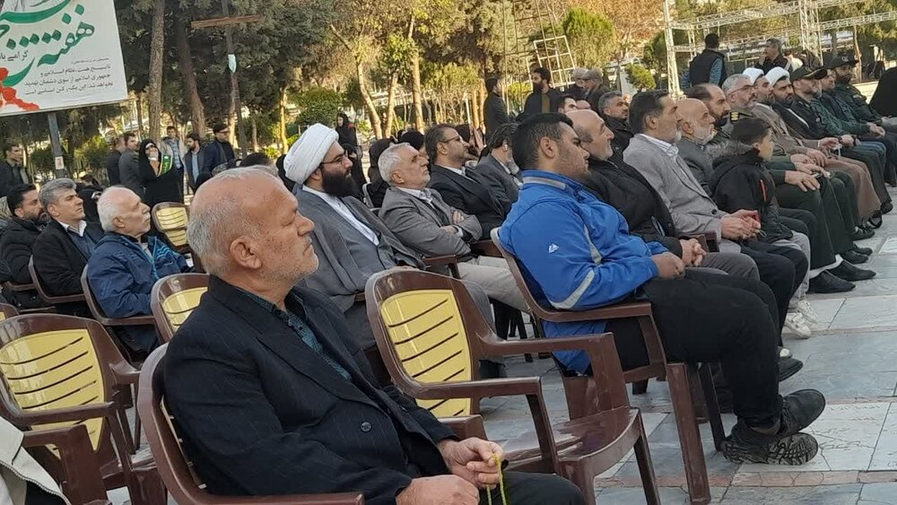یادواره ۱۶۰۰۰ هزار شهید گلزار شهدای آستان امامزاده محمد علیه السلام کرج برگزار شد