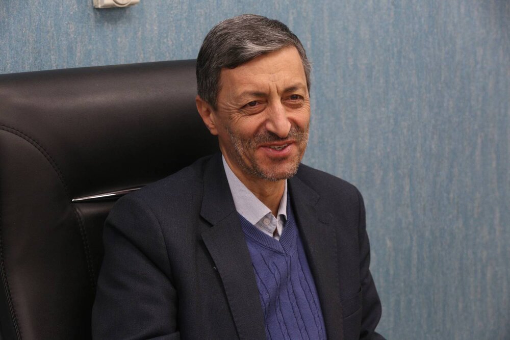 بازدید رئیس ستاد اجرایی فرمان امام از بنیاد ۱۵خرداد